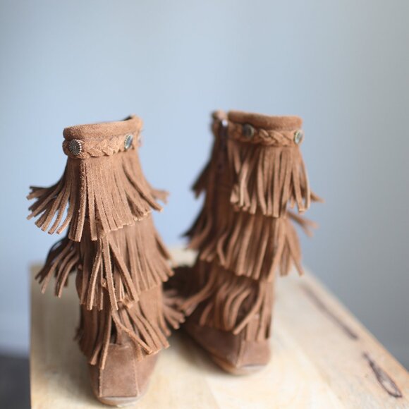 Minnetonka tan suede fringe leather moccasin boots youth girls shoes 13 - Picture 7 of 7